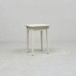1371 4128 LAMP TABLE